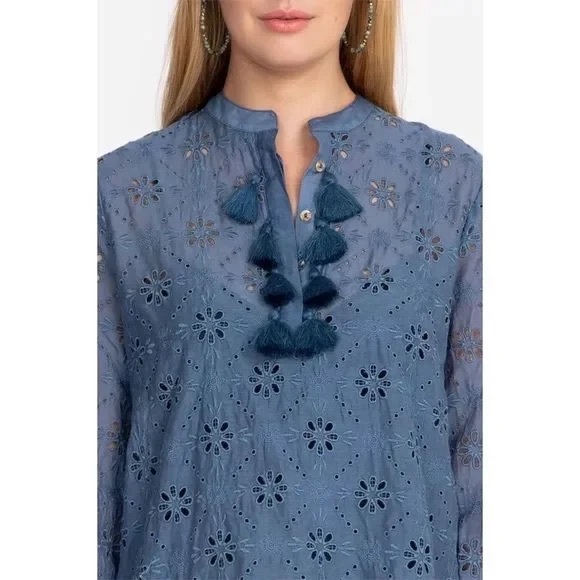 Johnny Was Vidya Ultramarine Blue Eyelet Blouse Tunic Large NWT Pristine - Picture 2 of 6
